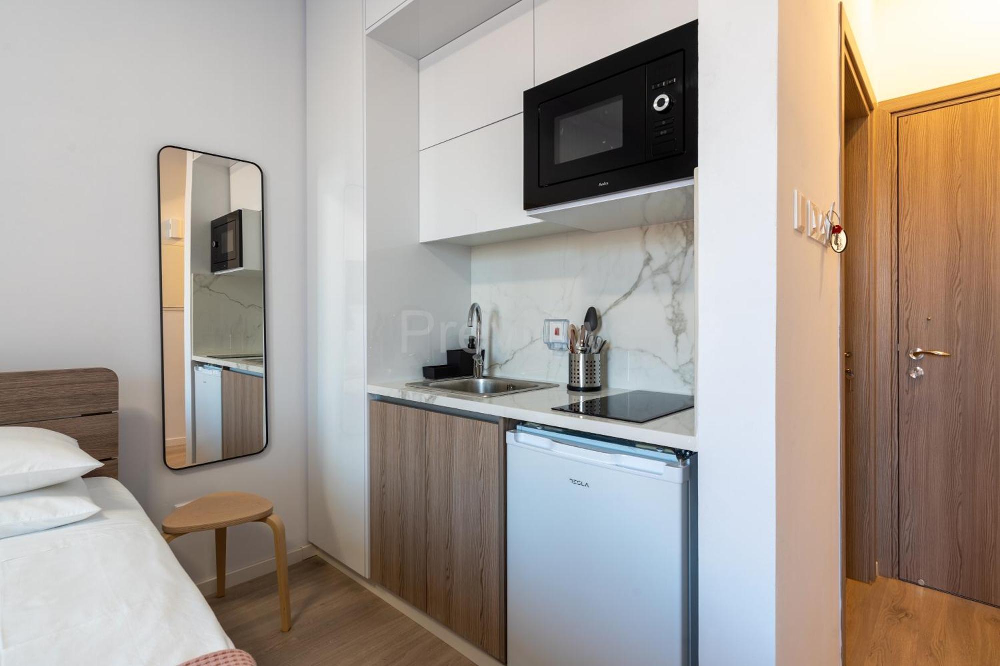 Le Voyageur By The Sea - Furnished Rooms ลาร์นาคา ภายนอก รูปภาพ