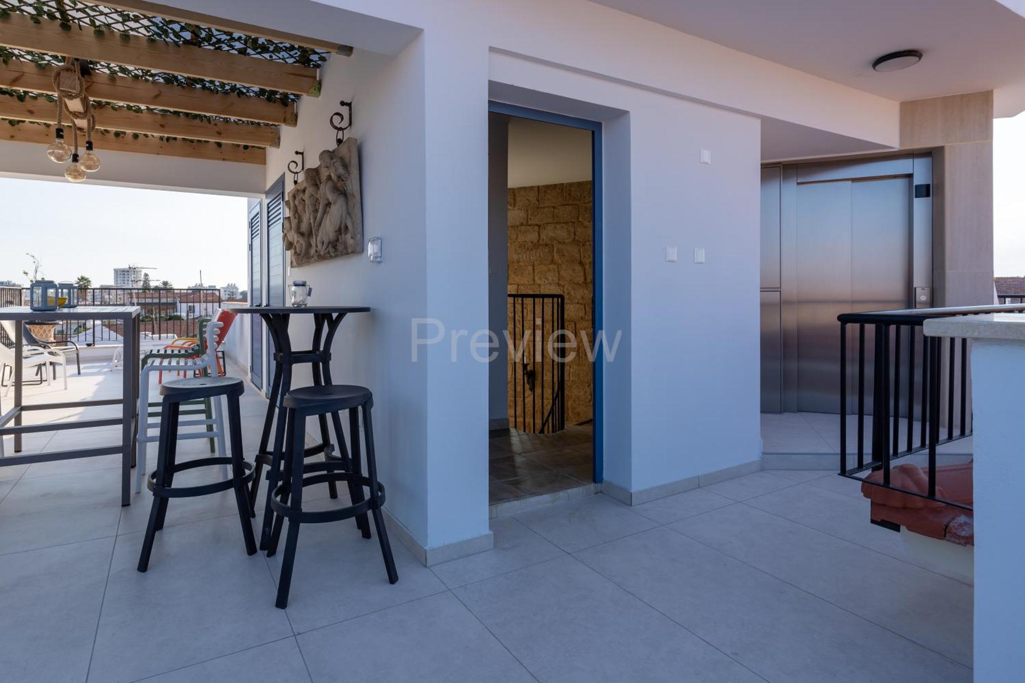 Le Voyageur By The Sea - Furnished Rooms ลาร์นาคา ภายนอก รูปภาพ
